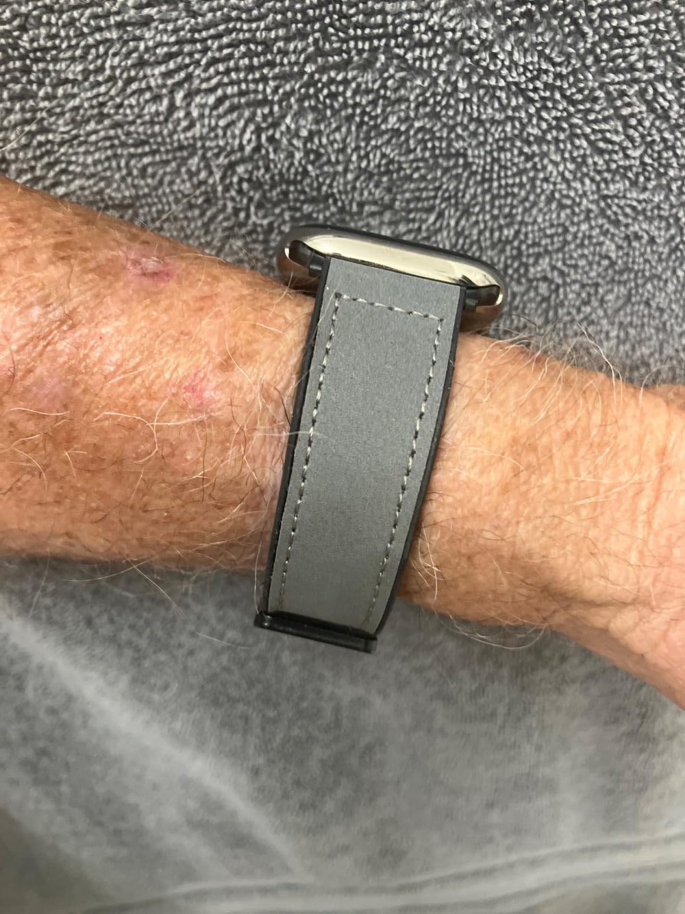 Magnetic Buckle Leather Band for Apple Watch